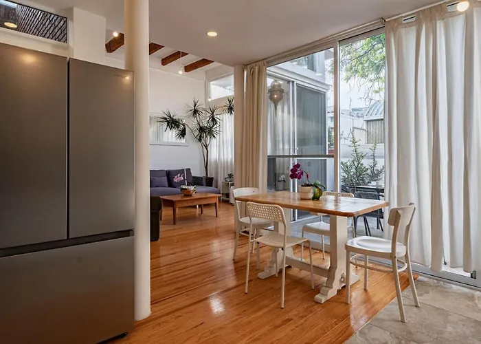 Luxury 5-suite House With Terraces In Condesa